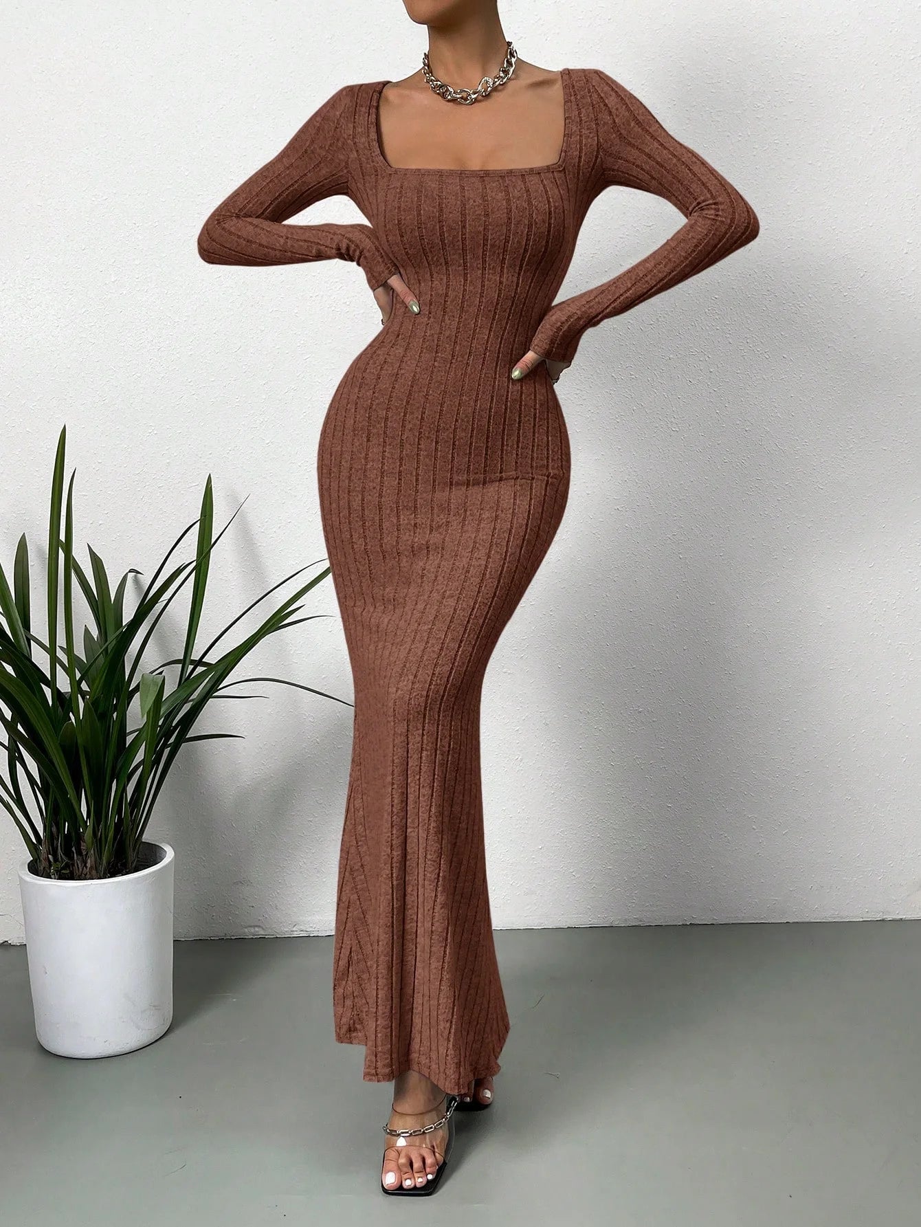 Slim Fit Long-Sleeved Ribbed Dress